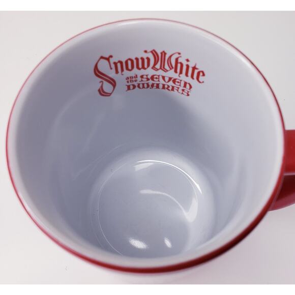 DISNEY STORE SNOW WHITE and the SEVEN DWARFS Movie Moments Ceramic Coffee Mug - Picture 6 of 11
